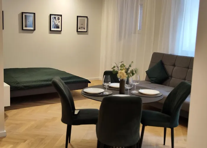 Belle Vue Elizabetes Apartment *